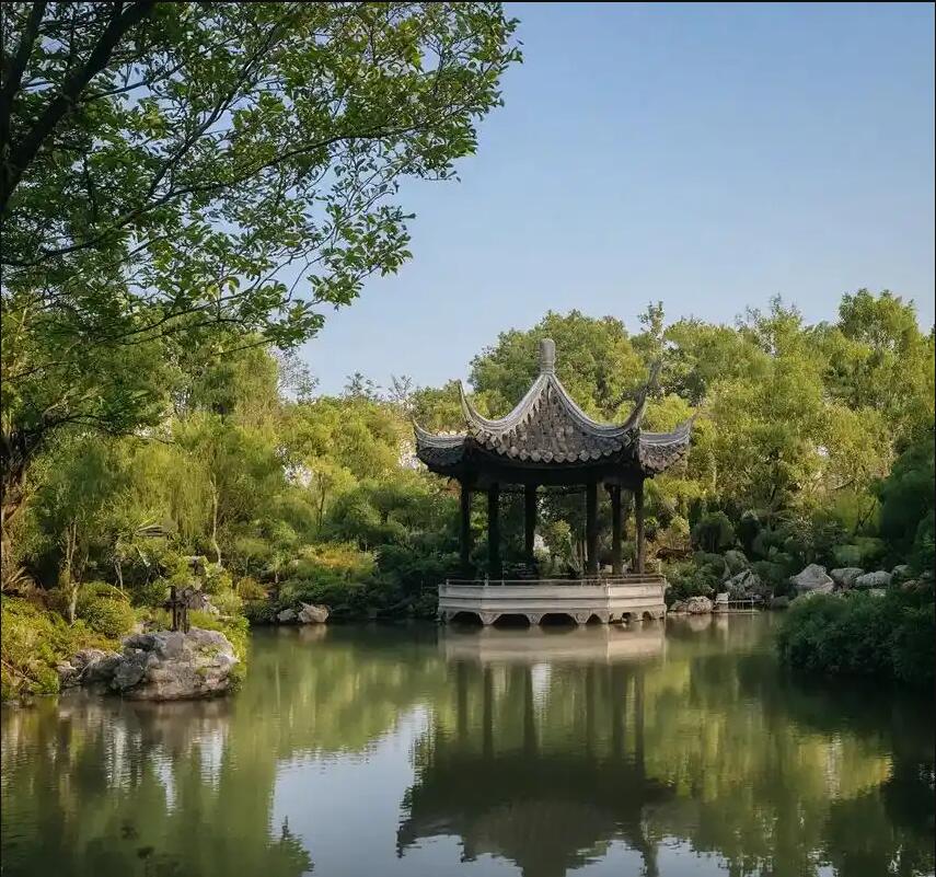 松江区梦露餐饮有限公司